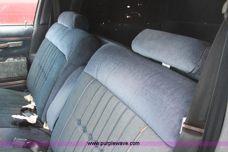 image for item I8115 1981 Buick LeSabe Estate