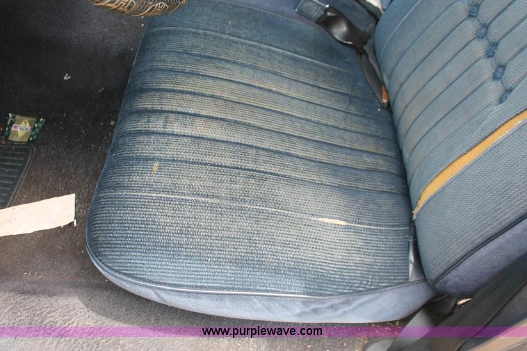 image for item I8115 1981 Buick LeSabe Estate