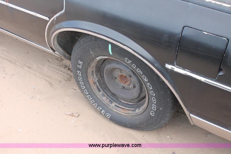 image for item I8115 1981 Buick LeSabe Estate