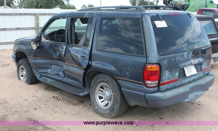 image for item I8116 1998 Mercury Mountaineer SUV