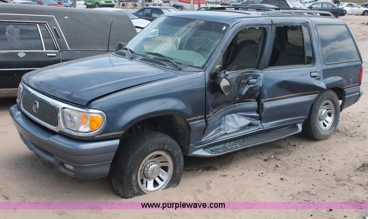 image for item I8116 1998 Mercury Mountaineer SUV
