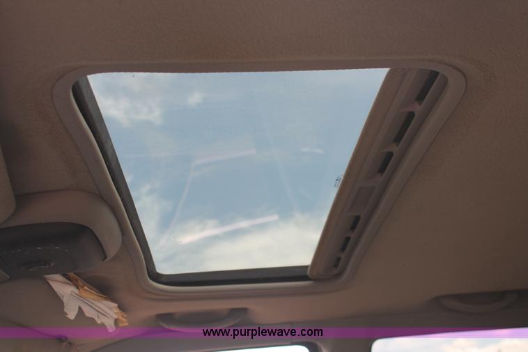 image for item I8116 1998 Mercury Mountaineer SUV