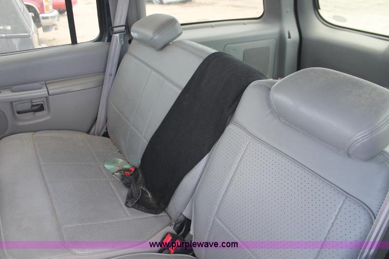 image for item I8116 1998 Mercury Mountaineer SUV