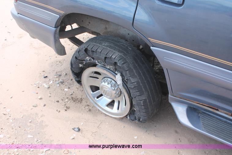 image for item I8116 1998 Mercury Mountaineer SUV