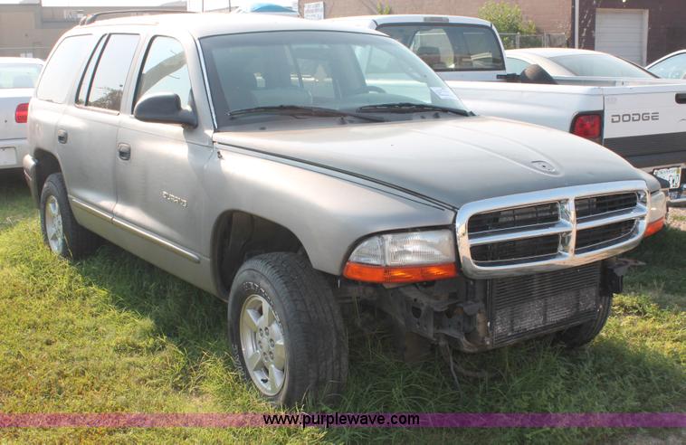 image for item I8154 2001 Dodge Durango SUV