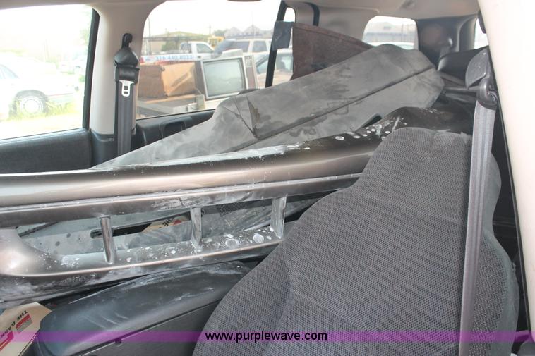 image for item I8154 2001 Dodge Durango SUV