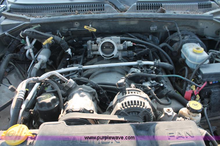 image for item I8154 2001 Dodge Durango SUV