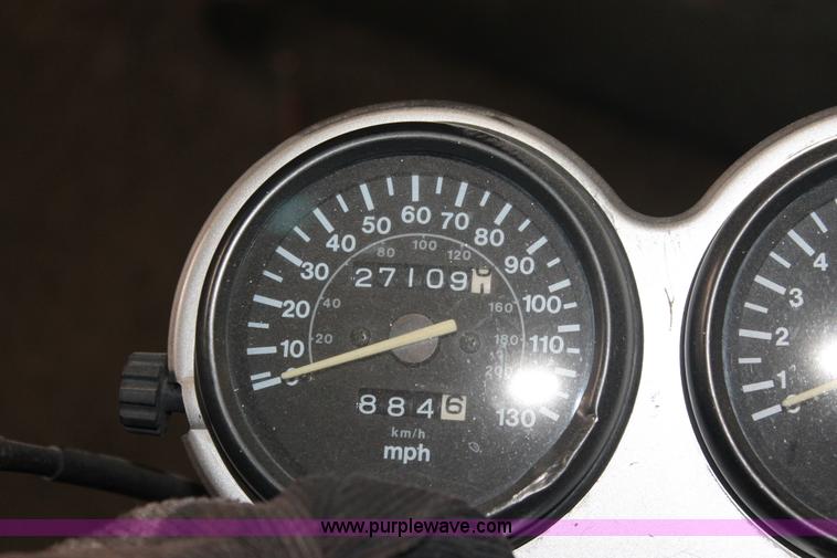 image for item I8156 1996 Suzuki G5500 motorcycle