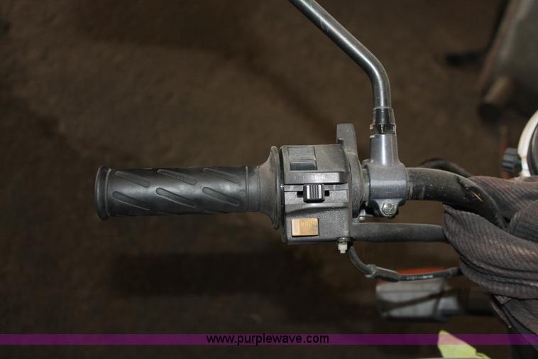 image for item I8156 1996 Suzuki G5500 motorcycle