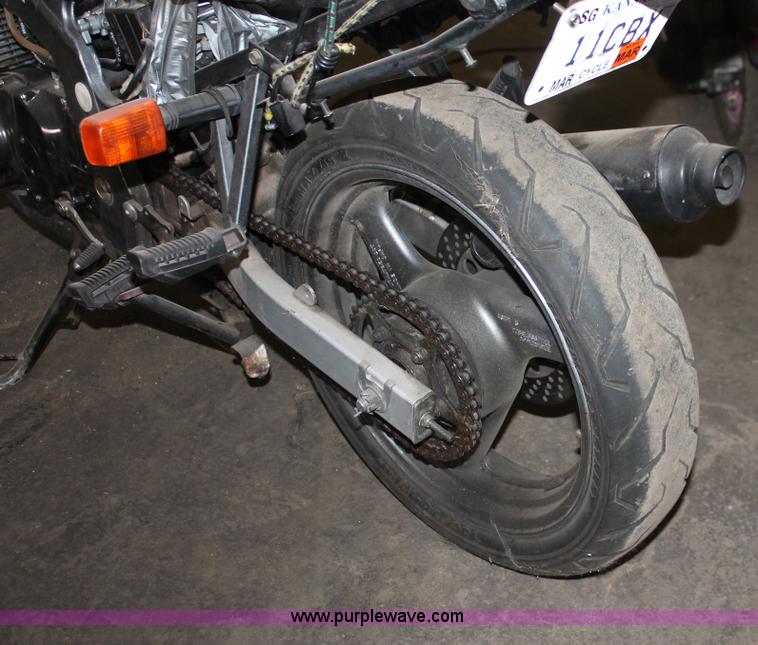 image for item I8156 1996 Suzuki G5500 motorcycle