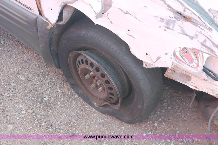 image for item I8157 2001 Pontiac Montana van