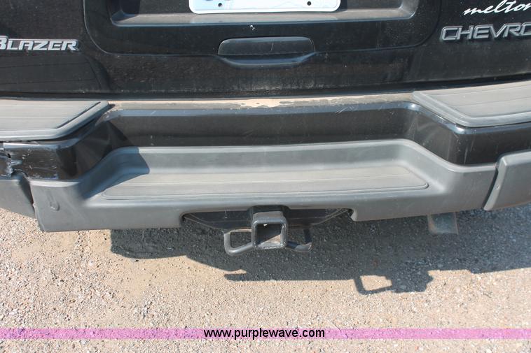 image for item I8158 2002 Chevrolet TrailBlazer SUV