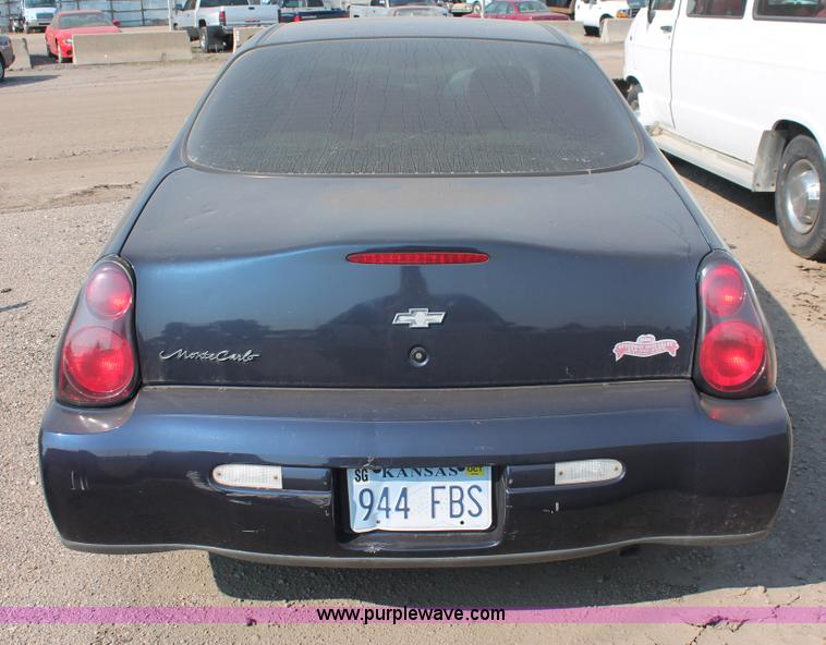 image for item I8160 2001 Chevrolet Monte Carlo LS