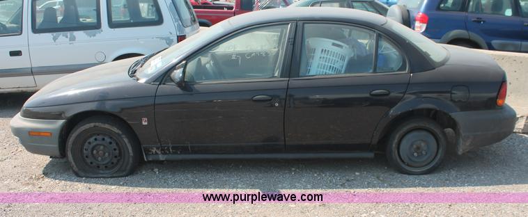 image for item I8161 1999 Saturn SL SL1