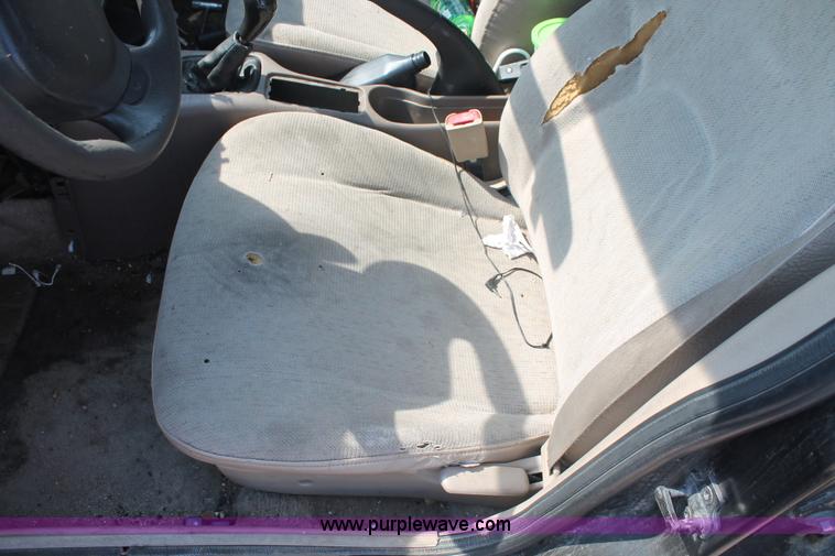 image for item I8161 1999 Saturn SL SL1