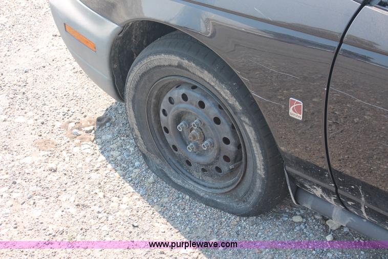 image for item I8161 1999 Saturn SL SL1