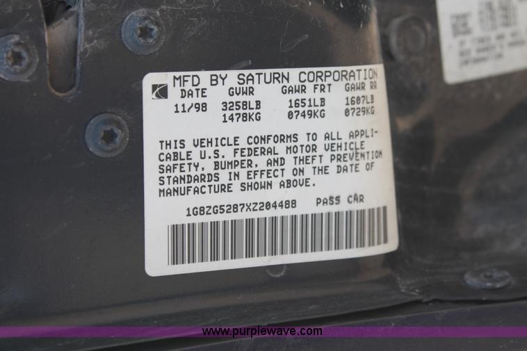 image for item I8161 1999 Saturn SL SL1