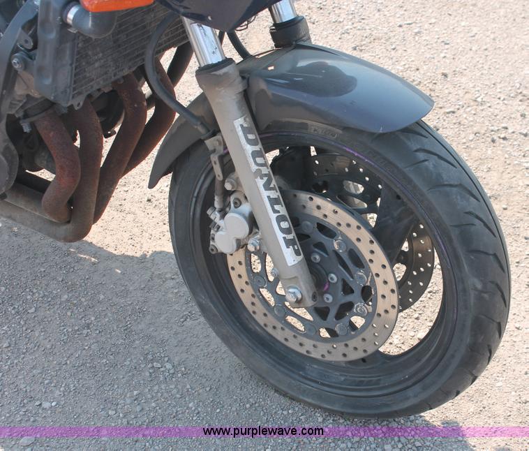 image for item I8163 1989 Yamaha FZR600 motorcycle