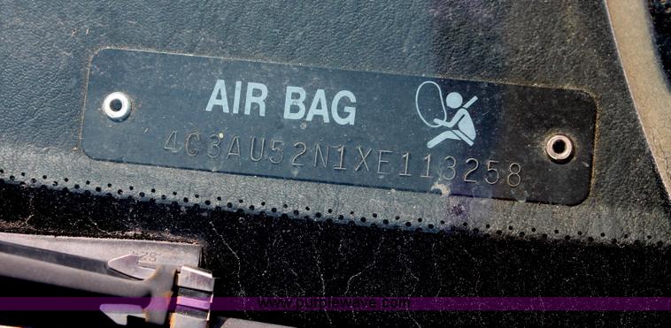 image for item I8164 1999 Chrysler Sebring LXi