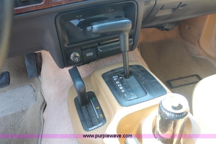 image for item I8166 1996 Jeep Grand Cherokee Limited SUV