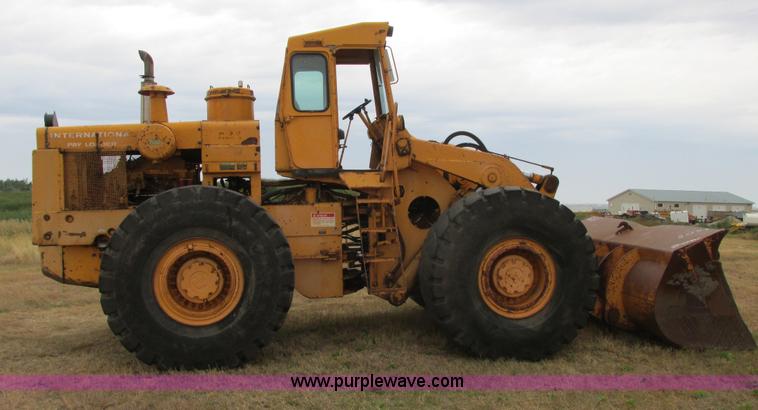 image for item A8642 International H90E Payloader wheel loader
