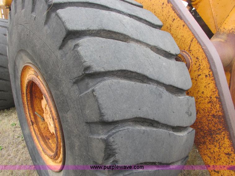 image for item A8642 International H90E Payloader wheel loader