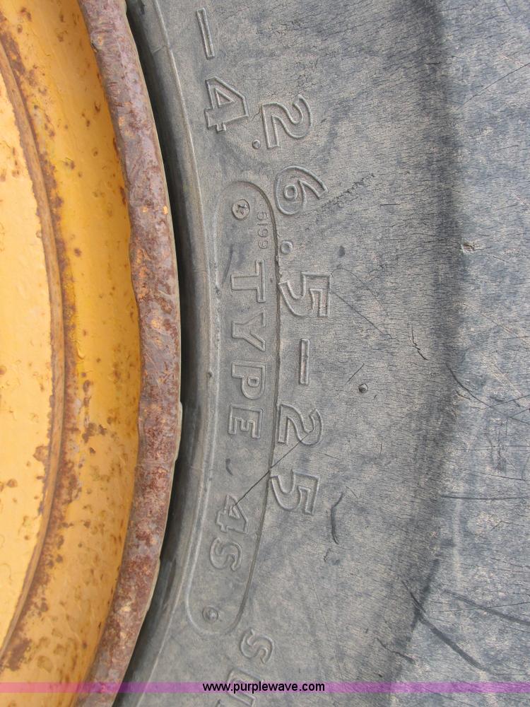 image for item A8642 International H90E Payloader wheel loader