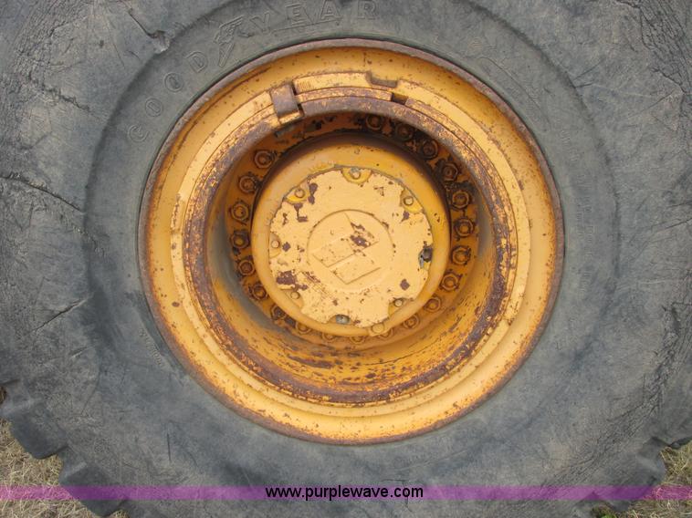 image for item A8642 International H90E Payloader wheel loader