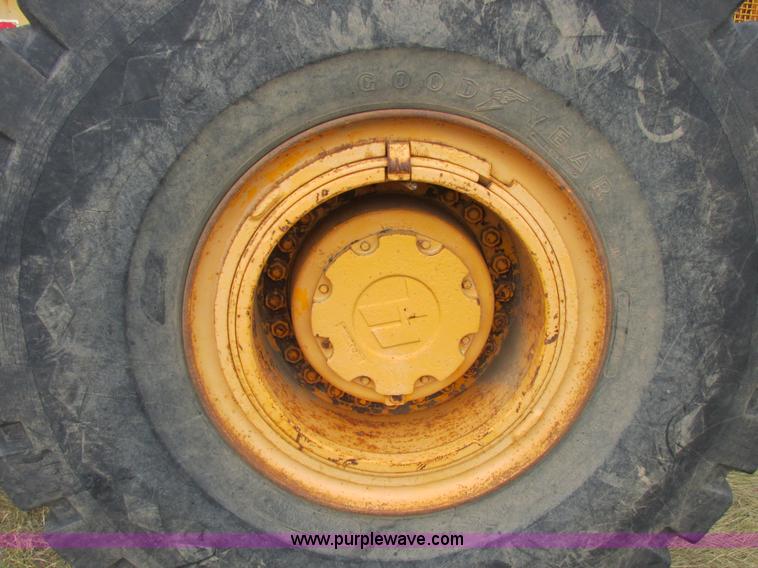 image for item A8642 International H90E Payloader wheel loader