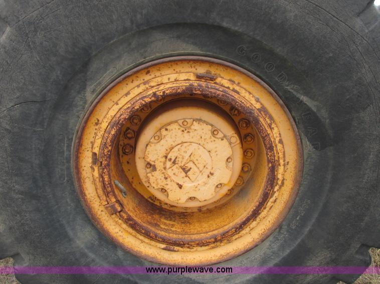 image for item A8642 International H90E Payloader wheel loader