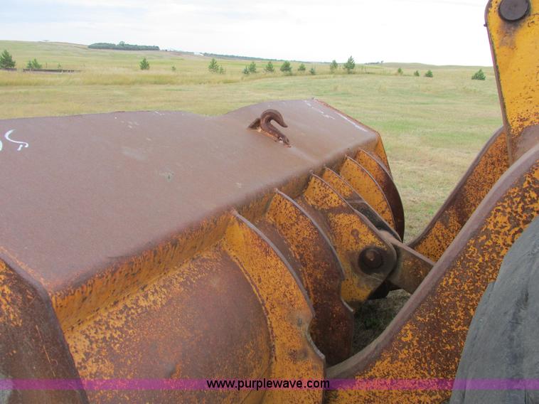 image for item A8642 International H90E Payloader wheel loader