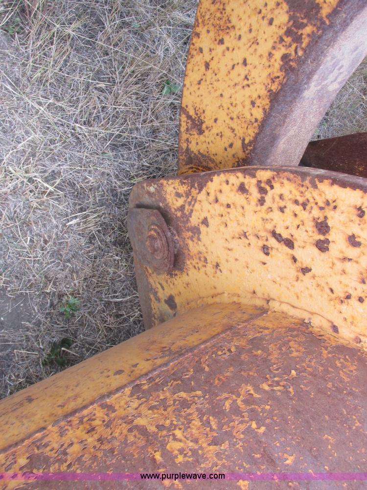 image for item A8642 International H90E Payloader wheel loader