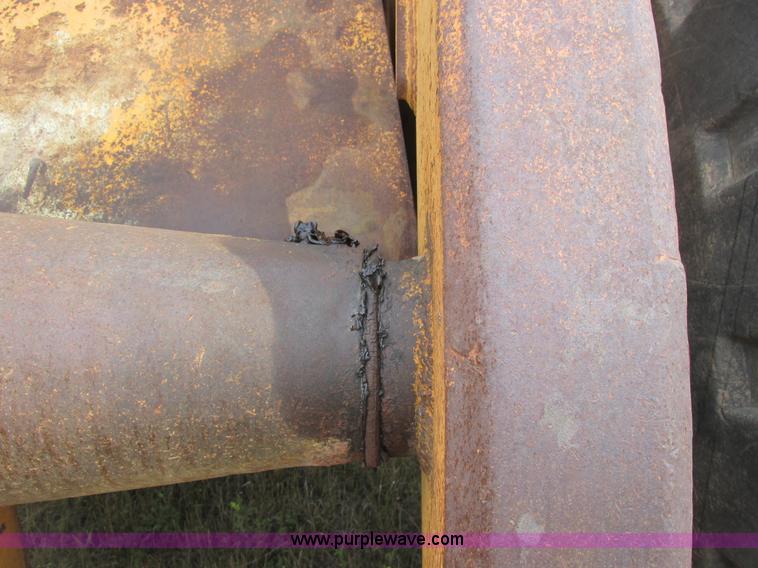 image for item A8642 International H90E Payloader wheel loader