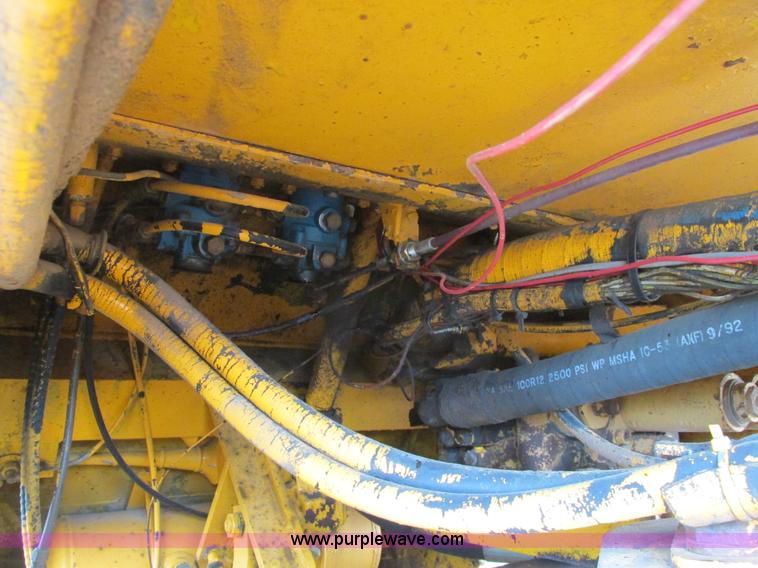 image for item A8642 International H90E Payloader wheel loader