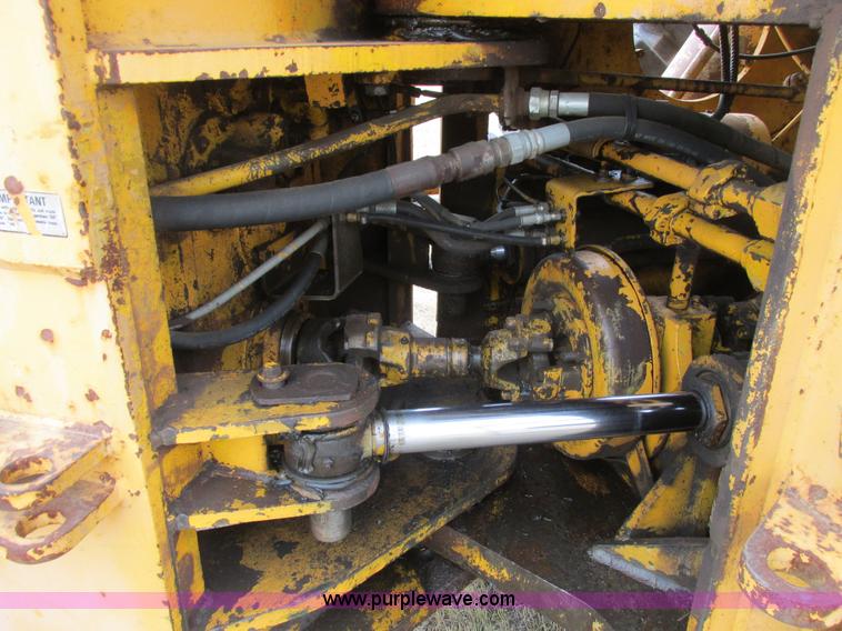 image for item A8642 International H90E Payloader wheel loader