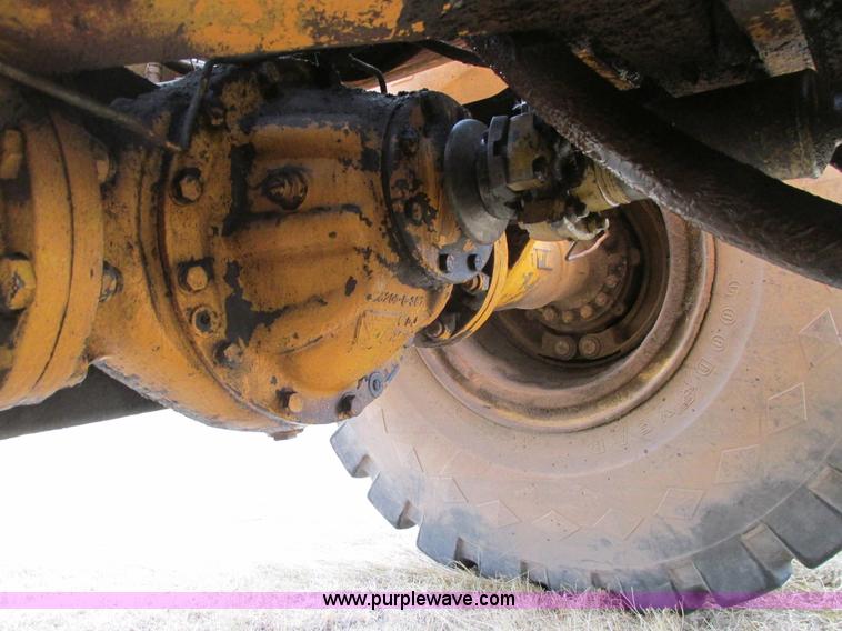 image for item A8642 International H90E Payloader wheel loader