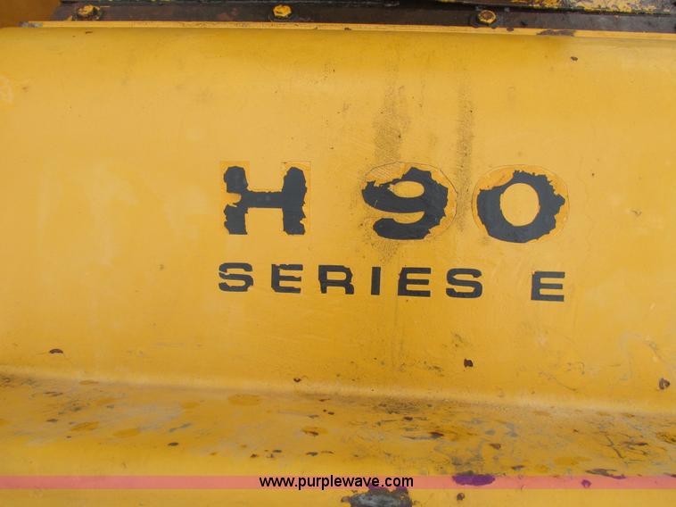 image for item A8642 International H90E Payloader wheel loader
