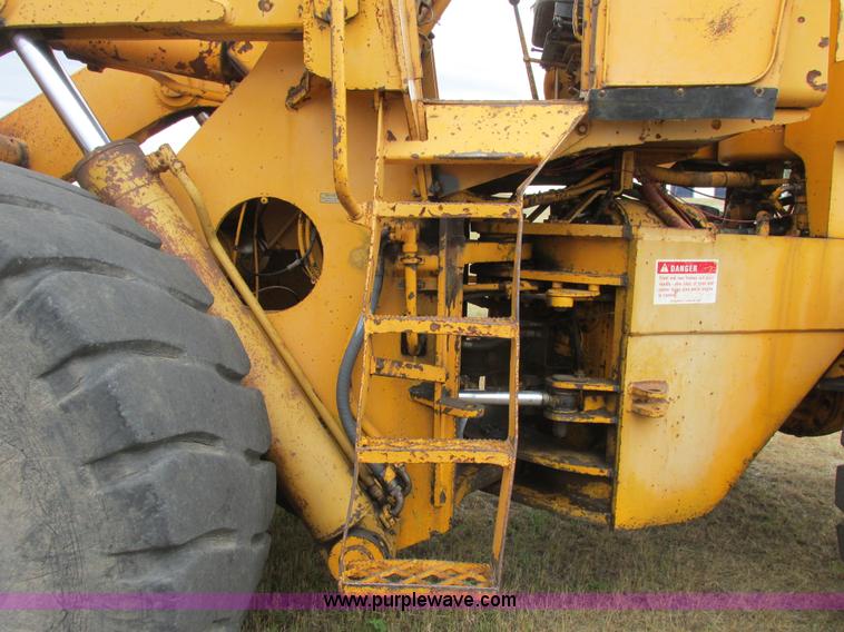 image for item A8642 International H90E Payloader wheel loader