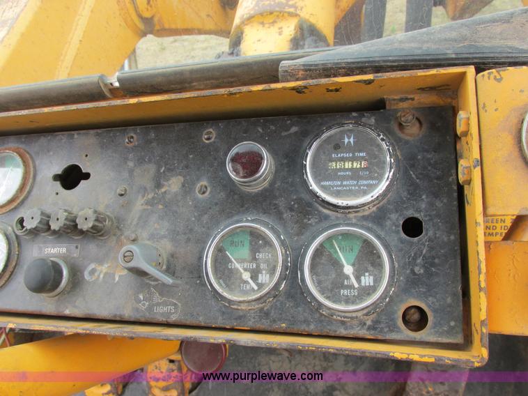 image for item A8642 International H90E Payloader wheel loader