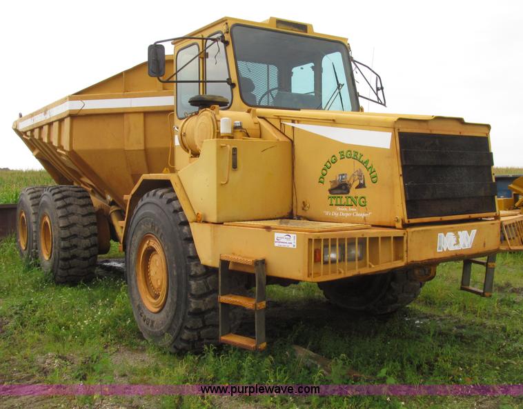 image for item D7468 1998 Moxy MT40 haul truck