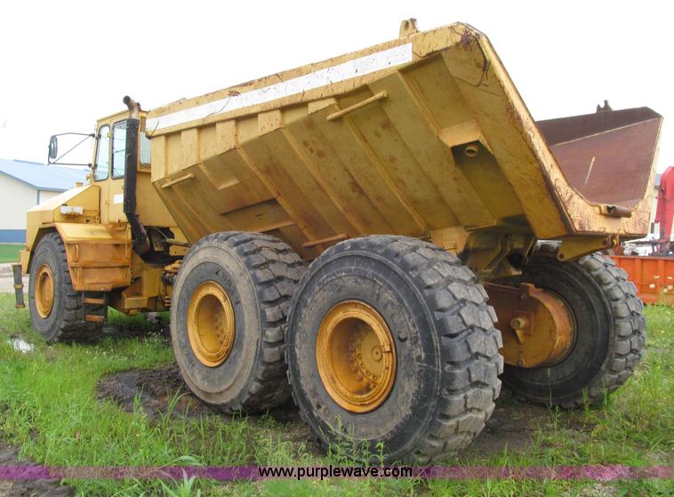 image for item D7468 1998 Moxy MT40 haul truck