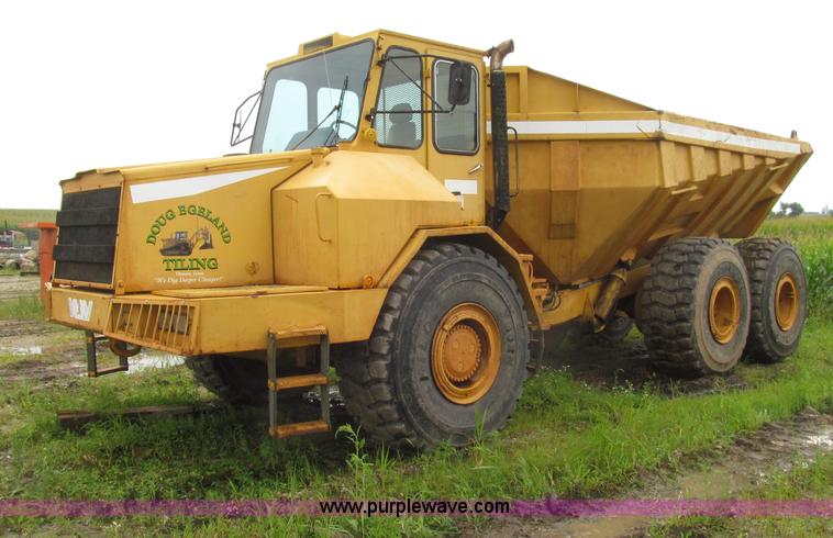 image for item D7468 1998 Moxy MT40 haul truck