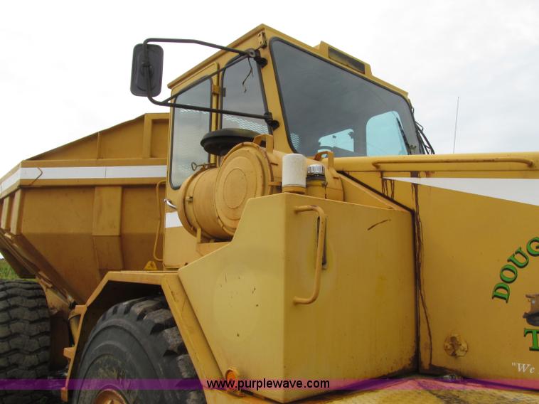 image for item D7468 1998 Moxy MT40 haul truck