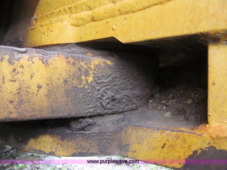 image for item D7468 1998 Moxy MT40 haul truck