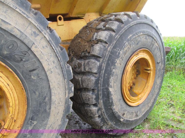 image for item D7468 1998 Moxy MT40 haul truck