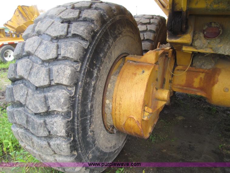 image for item D7468 1998 Moxy MT40 haul truck