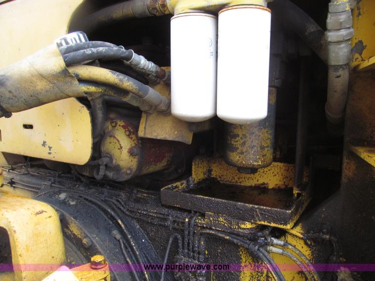 image for item D7468 1998 Moxy MT40 haul truck