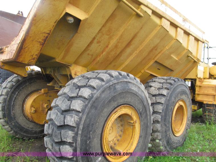 image for item D7468 1998 Moxy MT40 haul truck