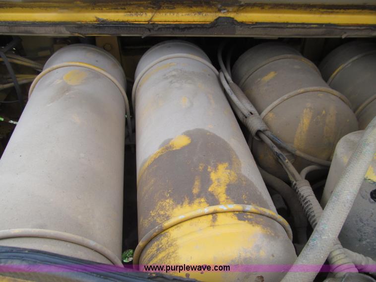 image for item D7468 1998 Moxy MT40 haul truck