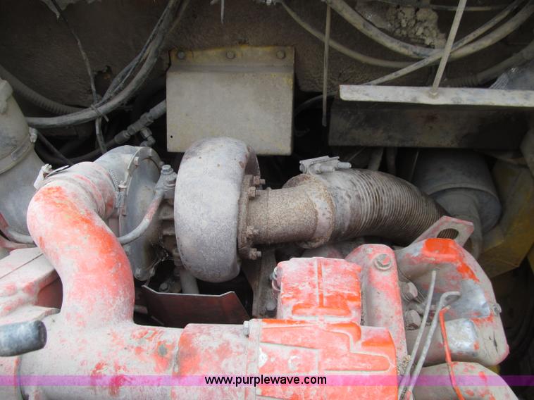 image for item D7468 1998 Moxy MT40 haul truck